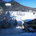Апартаменти Bei Hanni *